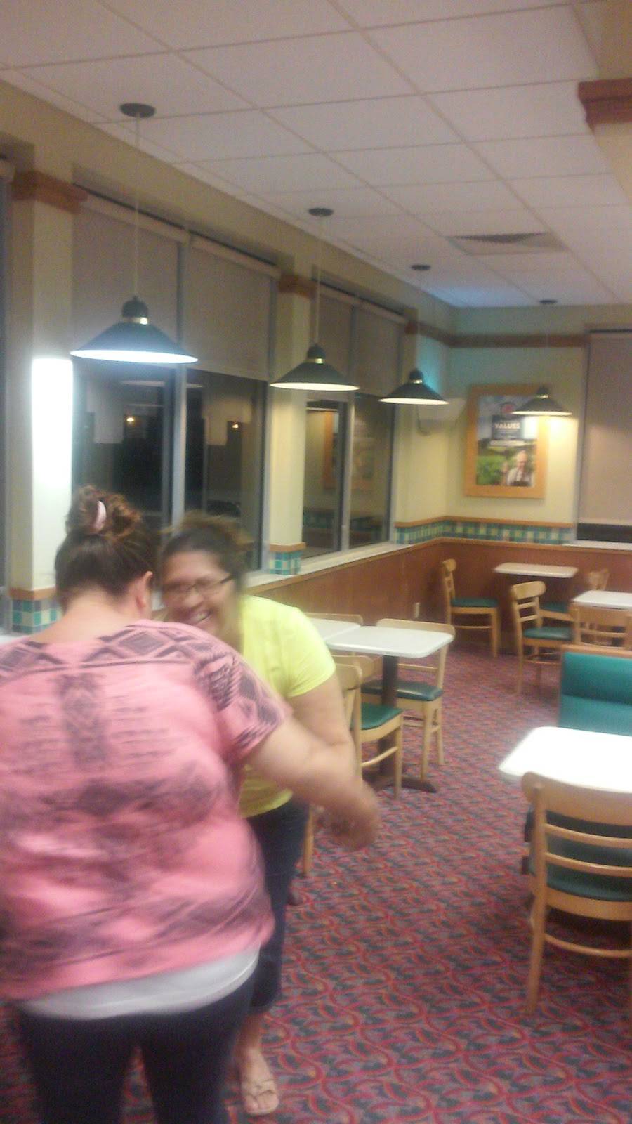 Wendys | restaurant | 2530 Blanding Blvd, Middleburg, FL 32068, USA | 9042911157 OR +1 904-291-1157