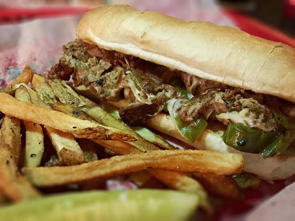 Young Avenue Deli | restaurant | 2119 Young Ave, Memphis, TN 38104, USA | 9012780034 OR +1 901-278-0034