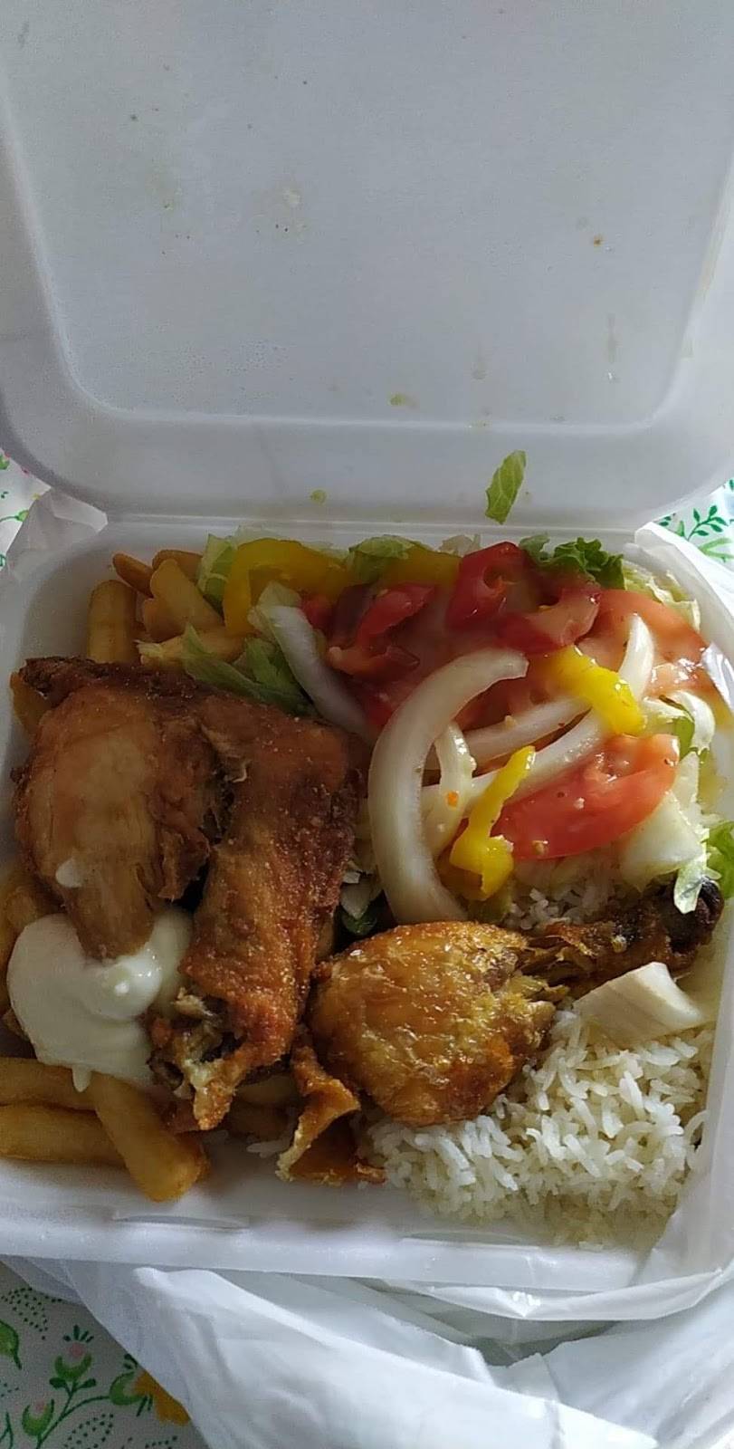 Pita Burger Restaurant | restaurant | 6700 Chemin de la Côte-des-Neiges, Montréal, QC H3S 2A8, Canada | 5147319100 OR +1 514-731-9100