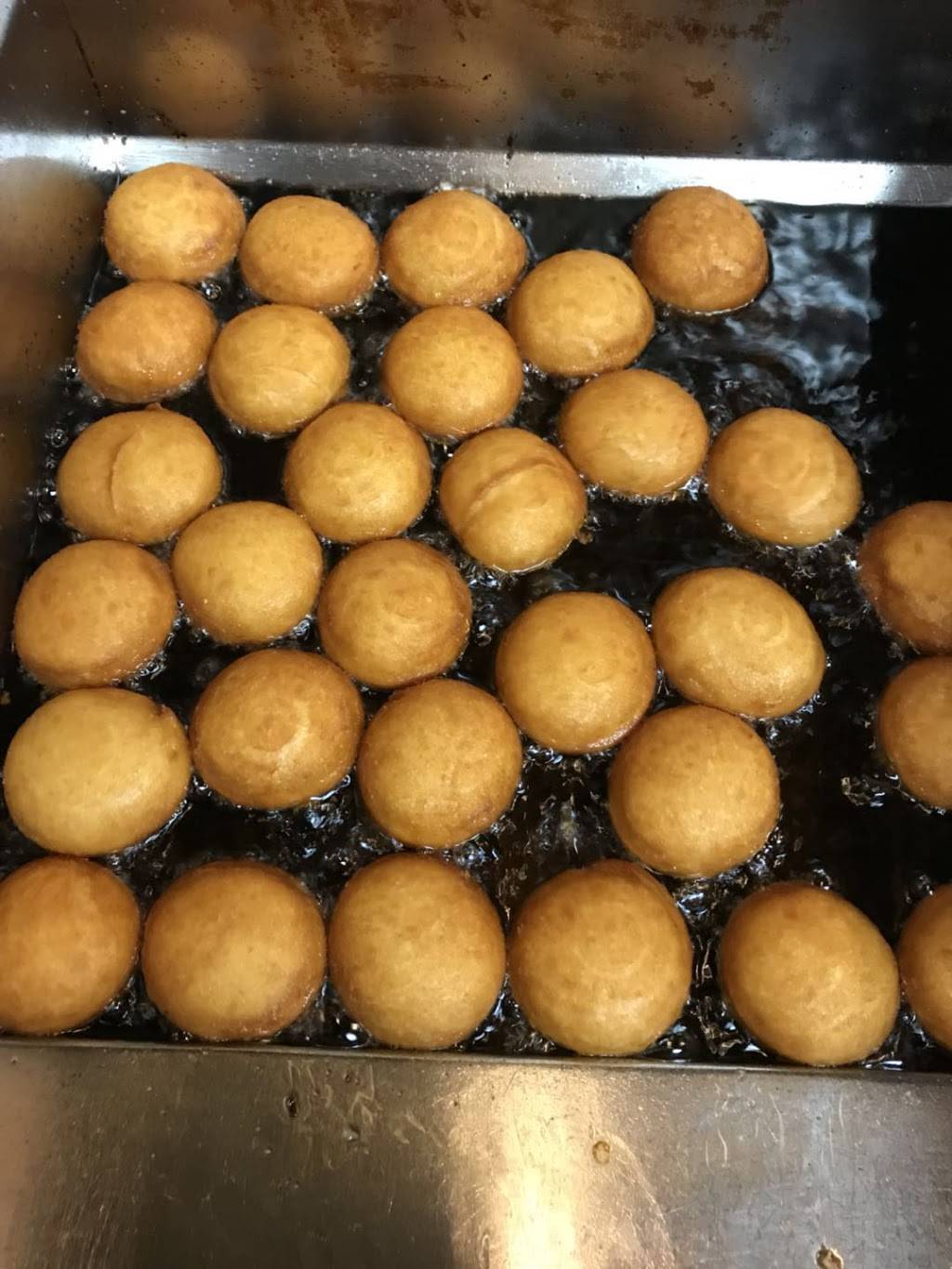 China King | restaurant | 2359 S Main St, Harrisonburg, VA 22801, USA | 5404332657 OR +1 540-433-2657