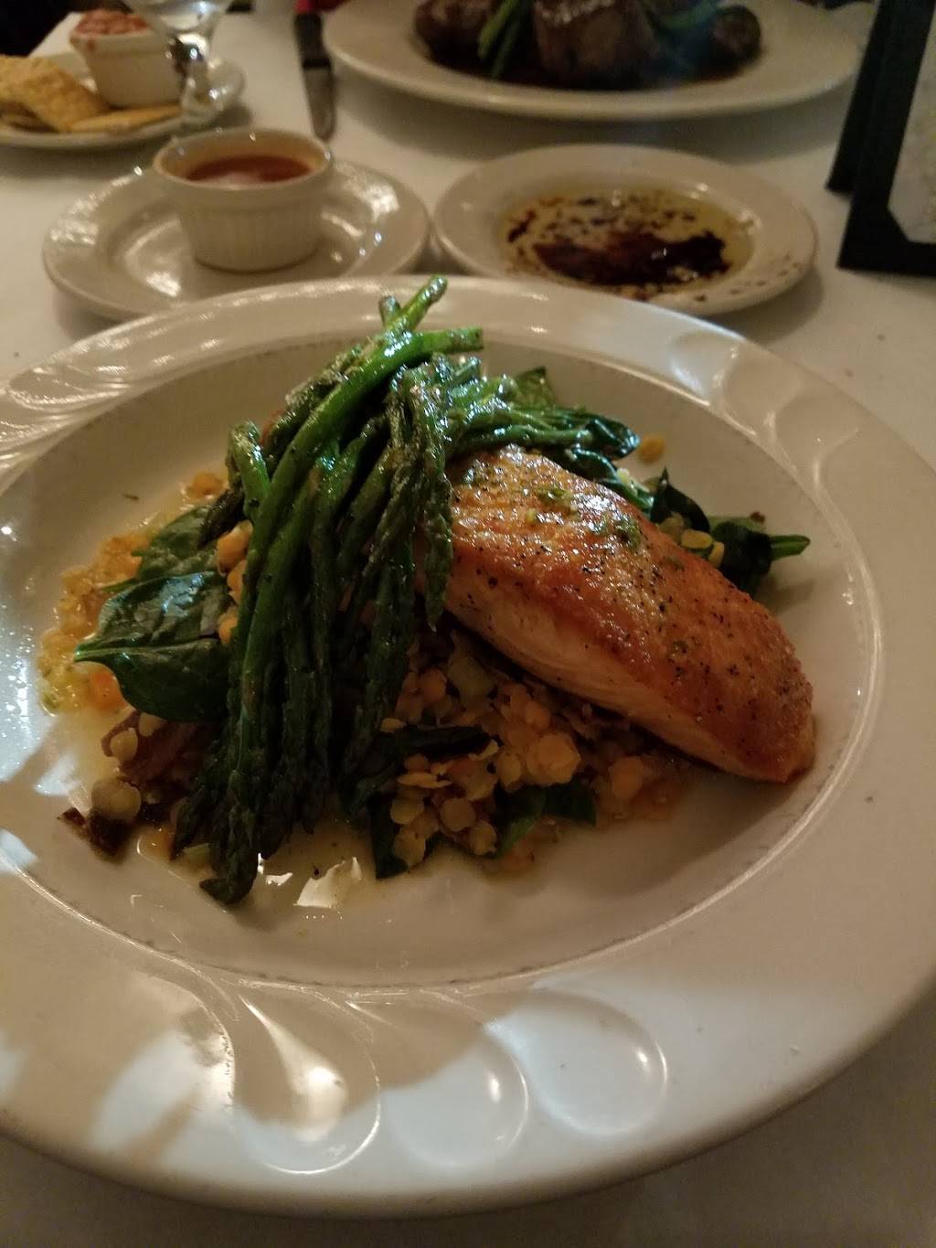 Ni Fen Bistro | restaurant | 214 S Lafayette St, Shelby, NC 28150, USA | 7044818882 OR +1 704-481-8882