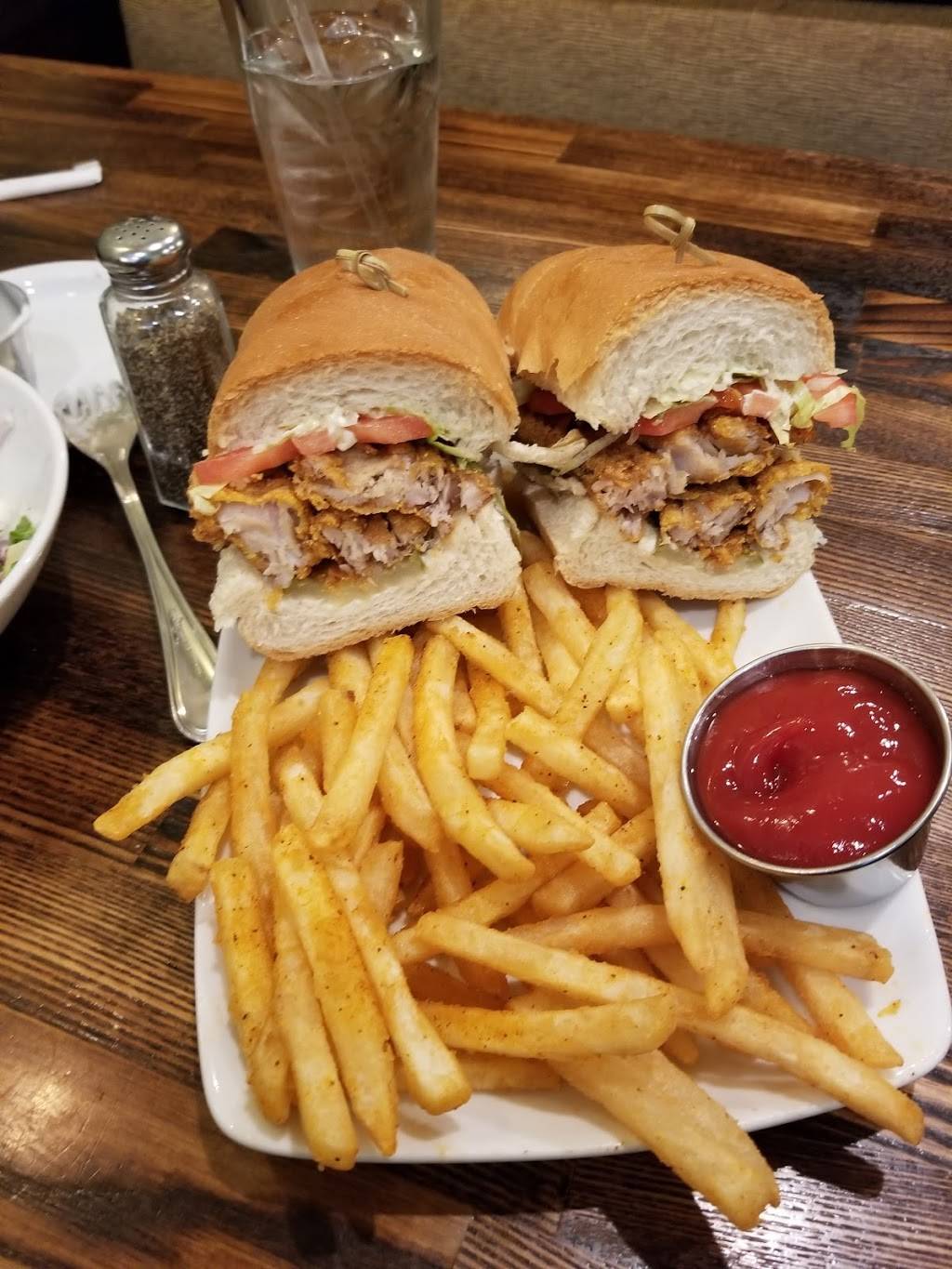 Harold & Belles | restaurant | 2920 W Jefferson Blvd, Los Angeles, CA 90018, USA | 3237359023 OR +1 323-735-9023