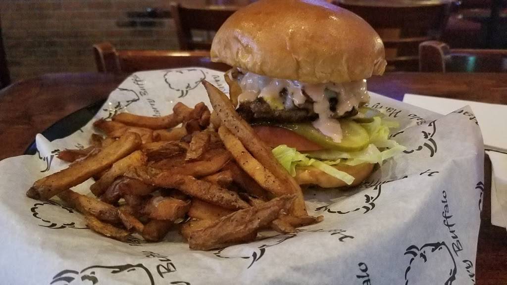 Harry Buffalo | restaurant | 129 W Church St, Orlando, FL 32801, USA | 4074226656 OR +1 407-422-6656