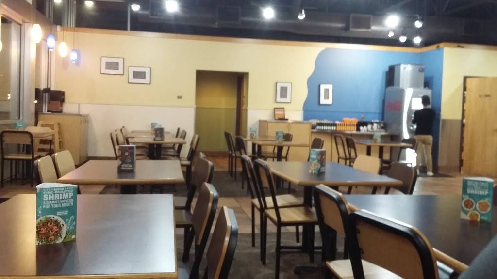 QDOBA Mexican Eats | restaurant | 2831 S 108th St, West Allis, WI 53227, USA | 4143213650 OR +1 414-321-3650