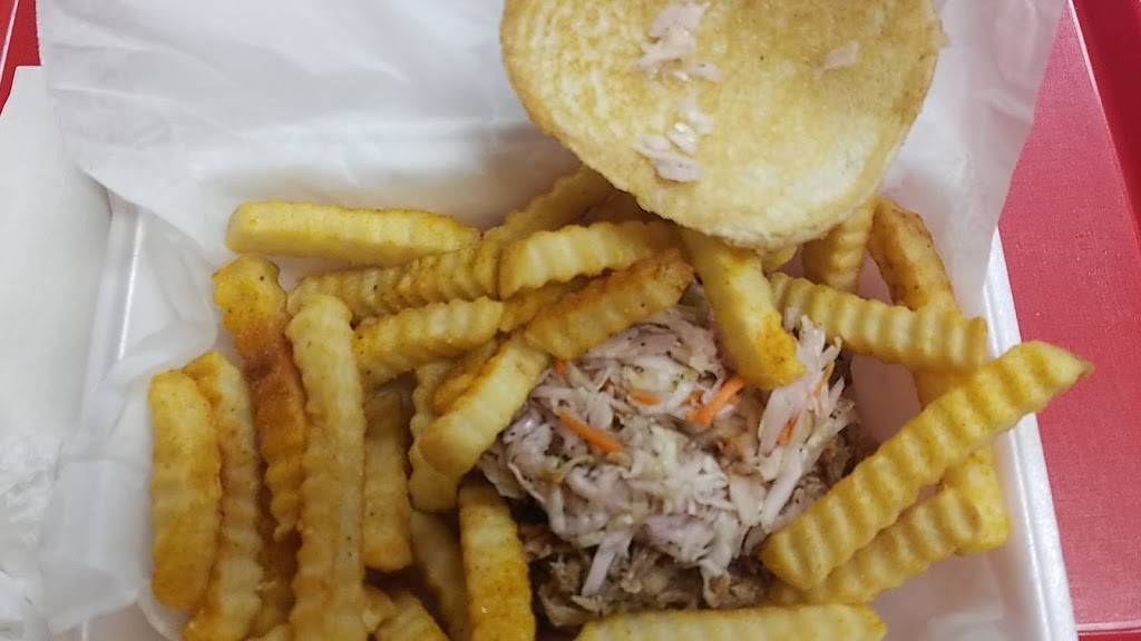 Reggis BBQ | restaurant | 6 Channing Way, Jackson, TN 38305, USA | 7315543432 OR +1 731-554-3432