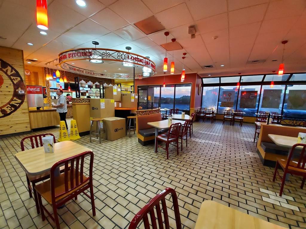 Popeyes Louisiana Kitchen | restaurant | 2802 Wrightsboro Rd, Augusta, GA 30909, USA | 7067330843 OR +1 706-733-0843