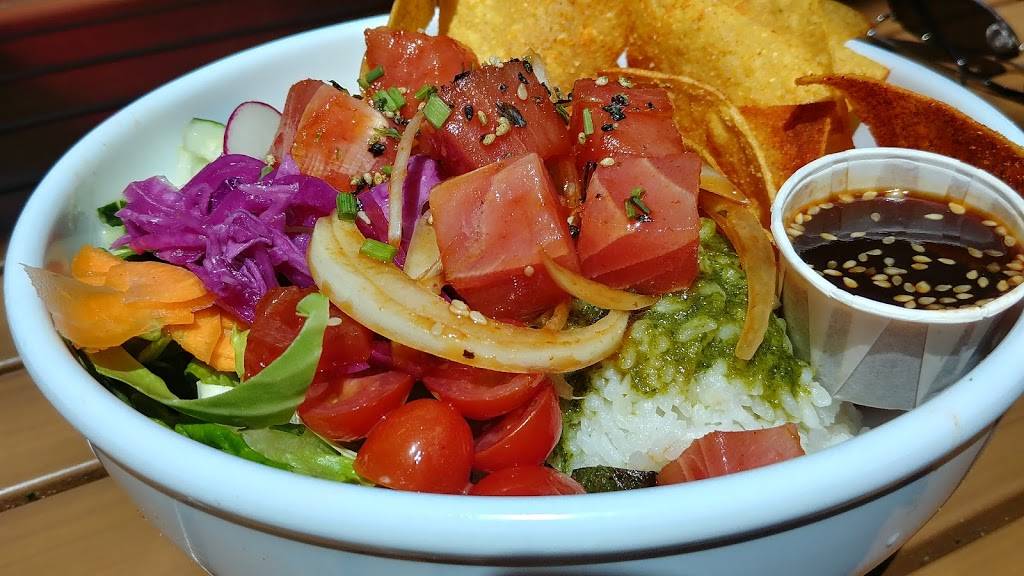 Slapfish | restaurant | 783 N Alafaya Trail, Orlando, FL 32828, USA | 4078661804 OR +1 407-866-1804