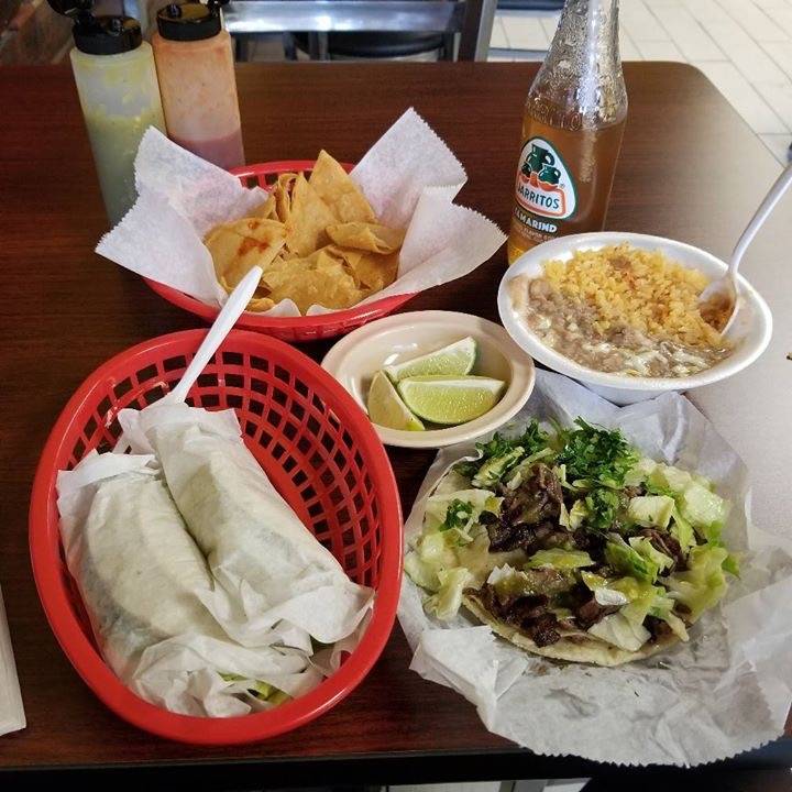 Taqueria Las Flores | restaurant | 3352 W Foster Ave, Chicago, IL 60625, USA | 8722085239 OR +1 872-208-5239