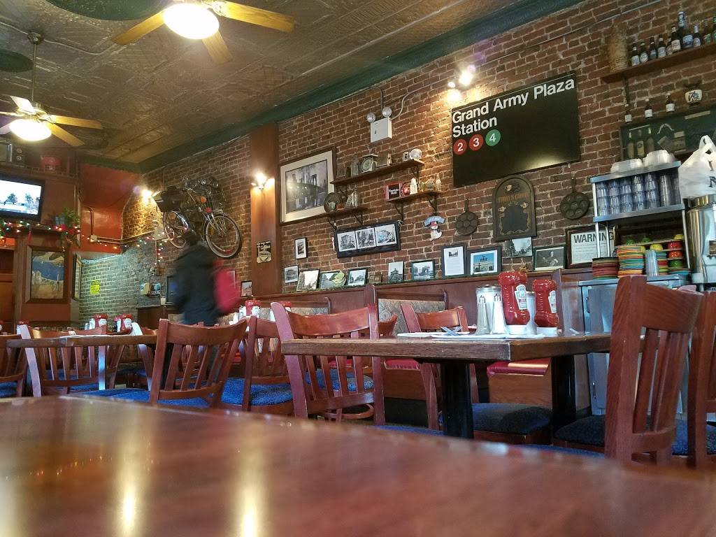 Purity Diner | restaurant | 289 7th Ave, Brooklyn, NY 11215, USA | 7188400881 OR +1 718-840-0881