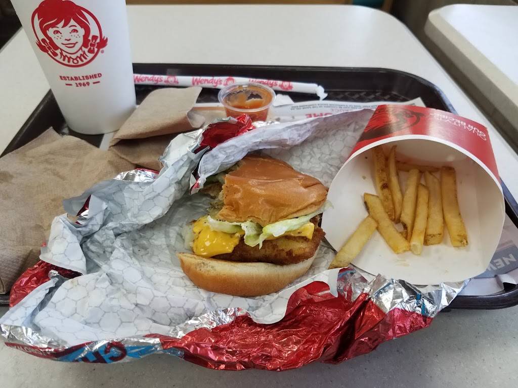 Wendys | restaurant | 1841 N 4th St, Fort Pierce, FL 34946, USA | 7724292330 OR +1 772-429-2330
