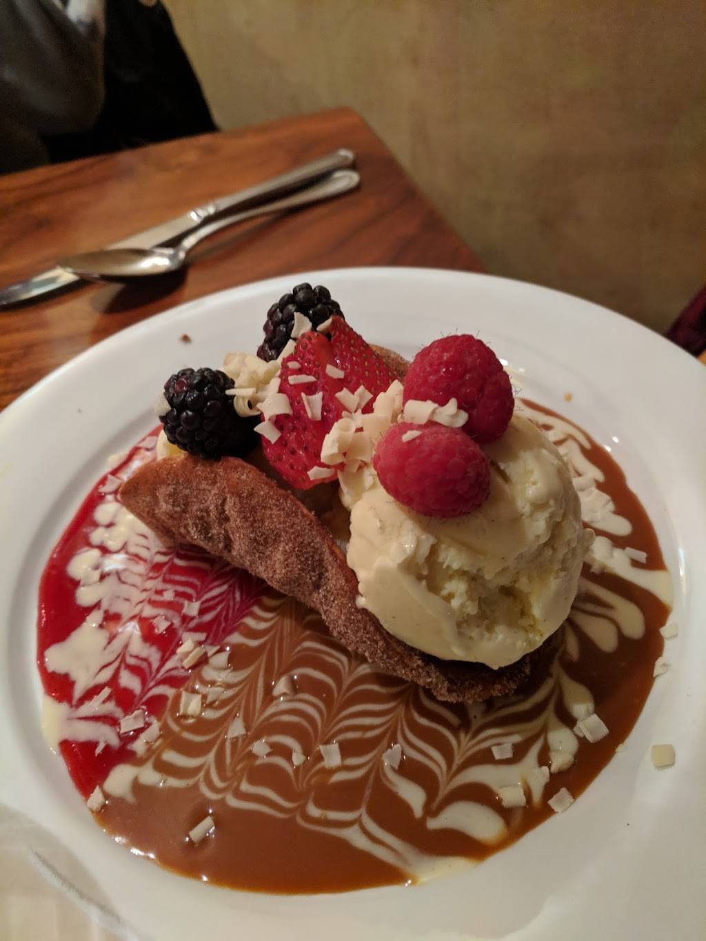 Jakes & Coopers Wine Bar | restaurant | 4365 Main St, Philadelphia, PA 19127, USA | 2154830444 OR +1 215-483-0444