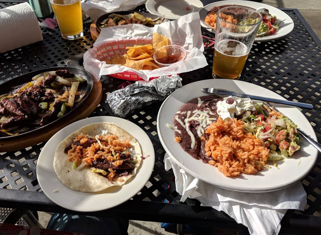 Loco Willys | restaurant | 800 Whitlock Ave NW, Marietta, GA 30064, USA | 7704990077 OR +1 770-499-0077