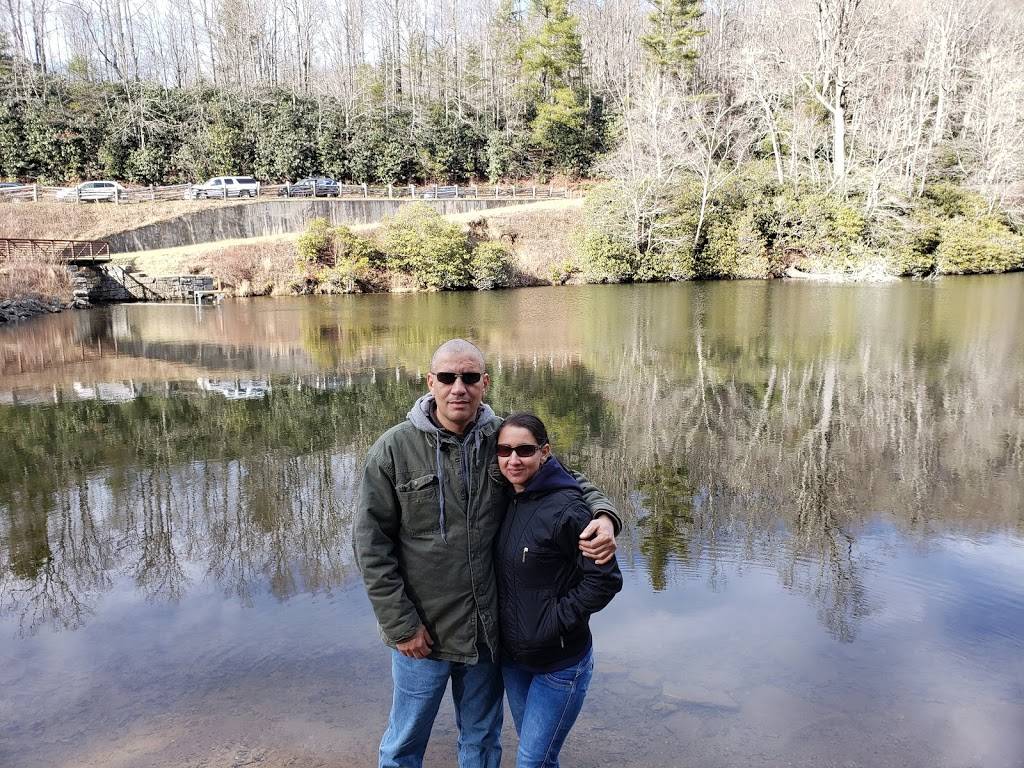 Starbucks | cafe | 235 Medical Park Rd, Mooresville, NC 28117, USA | 7046628425 OR +1 704-662-8425