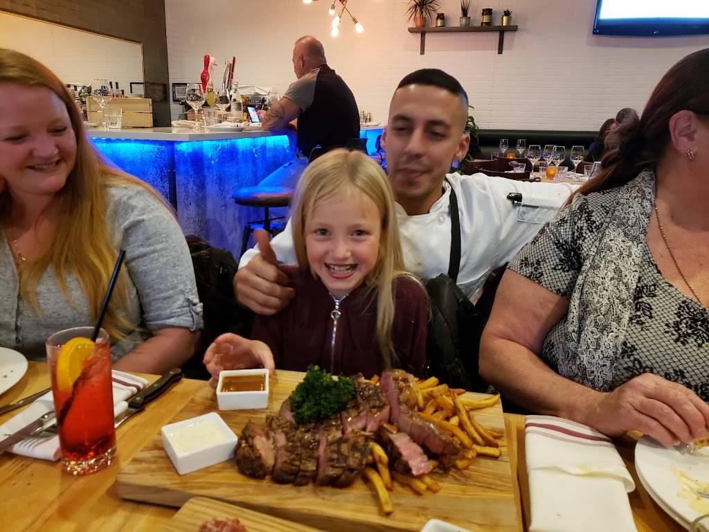 Regina Pizzeria | restaurant | 7681 Boulevard Taschereau, Brossard, QC J4Y 1A2, Canada | 4504863916 OR +1 450-486-3916