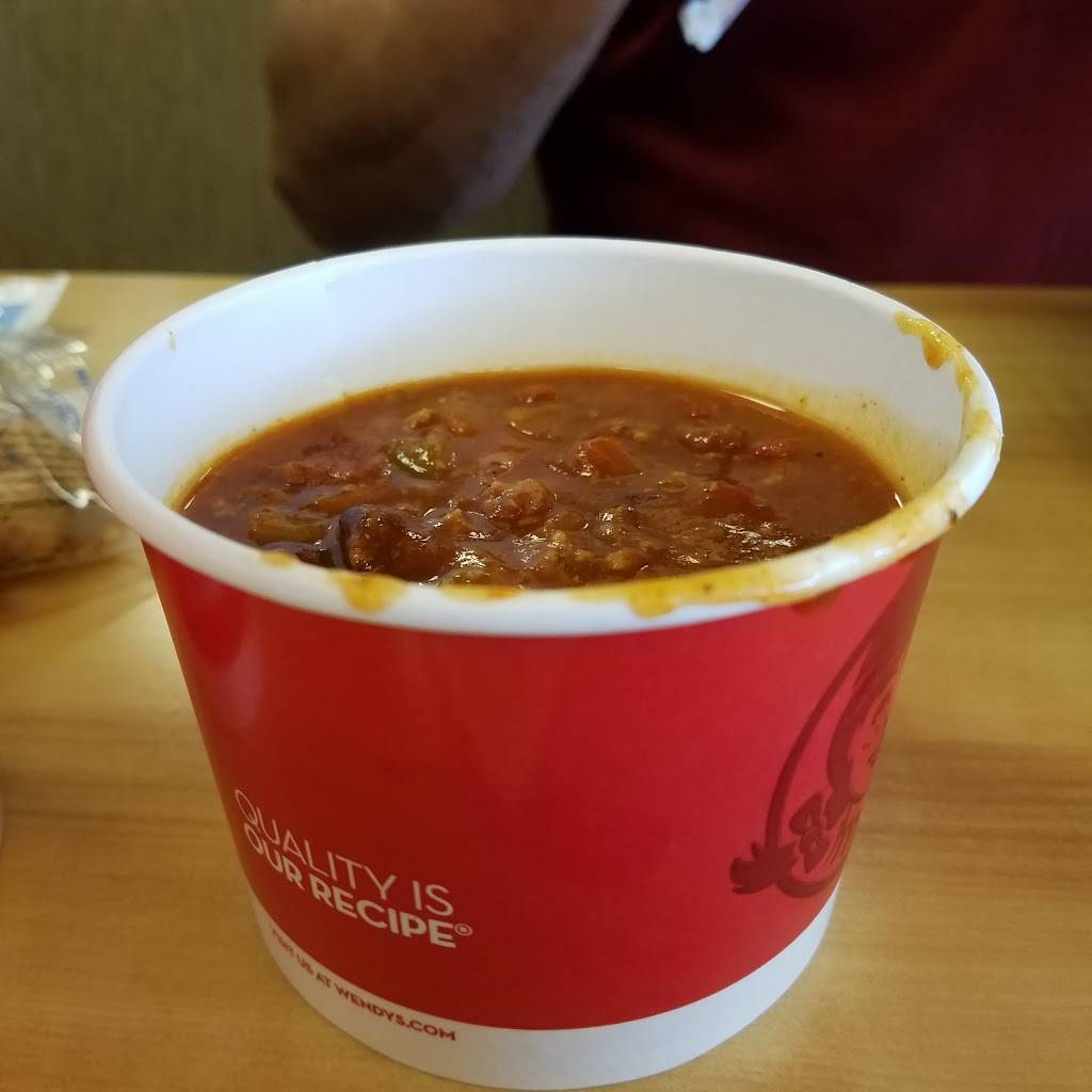 Wendys | restaurant | 616 N Main St, Crown Point, IN 46307, USA | 2196621434 OR +1 219-662-1434