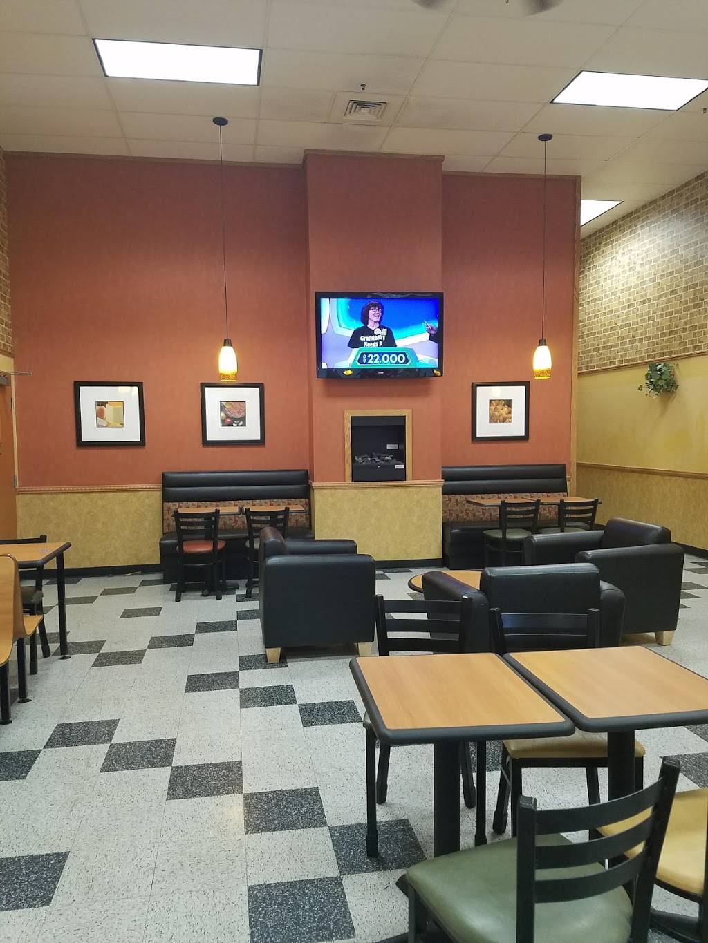 Subway | restaurant | 2400 W Michigan St, Sidney, OH 45365, USA | 9376586552 OR +1 937-658-6552