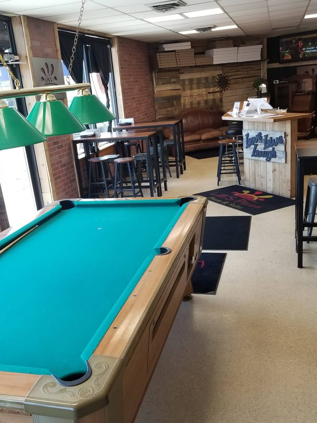 Stacys Grill | restaurant | 1699 Colfax Ave, Benton Harbor, MI 49022, USA | 2699858070 OR +1 269-985-8070