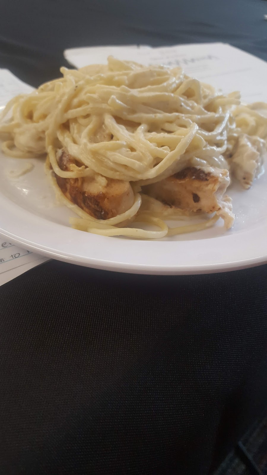 Staggers | restaurant | 525 Wyoming Blvd SW, Mills, WY 82644, USA | 3072352252 OR +1 307-235-2252