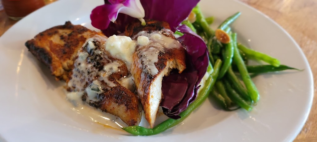 Fin & Fork | restaurant | 601 E Gregory St, Pensacola, FL 32502, USA | 8507863675 OR +1 850-786-3675