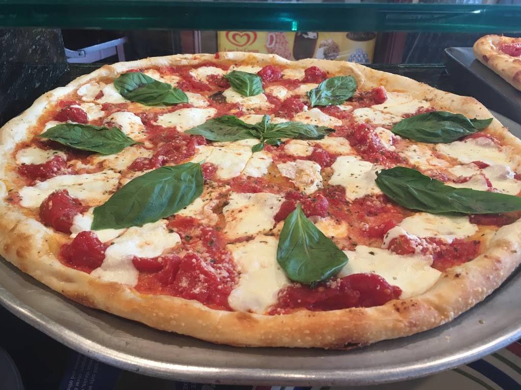 Ninos Pizzeria & Cucina | restaurant | 201 Mastic Beach Rd, Mastic Beach, NY 11951, USA | 6313990950 OR +1 631-399-0950