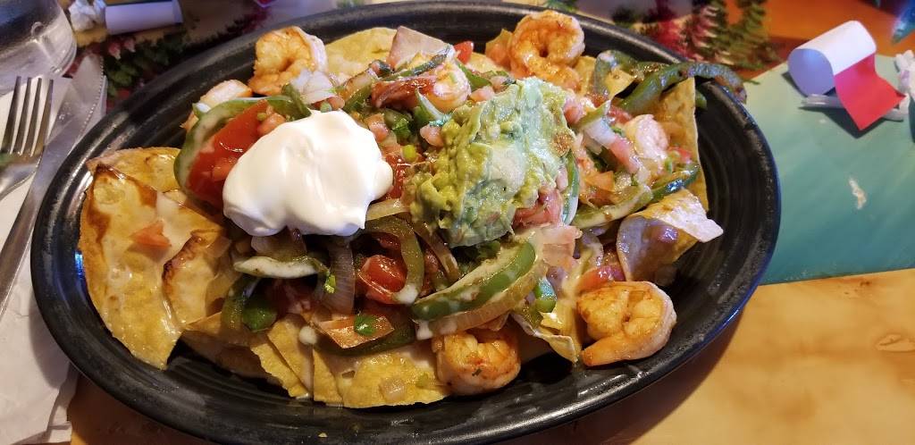 Los Tres Magueyes | restaurant | 2818 Riverside Dr, Danville, VA 24540, USA | 4347920601 OR +1 434-792-0601