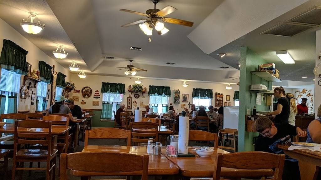 Farmhouse Restaurant | restaurant | 11077 SE 57th Ct, Belleview, FL 34420, USA | 3523077100 OR +1 352-307-7100