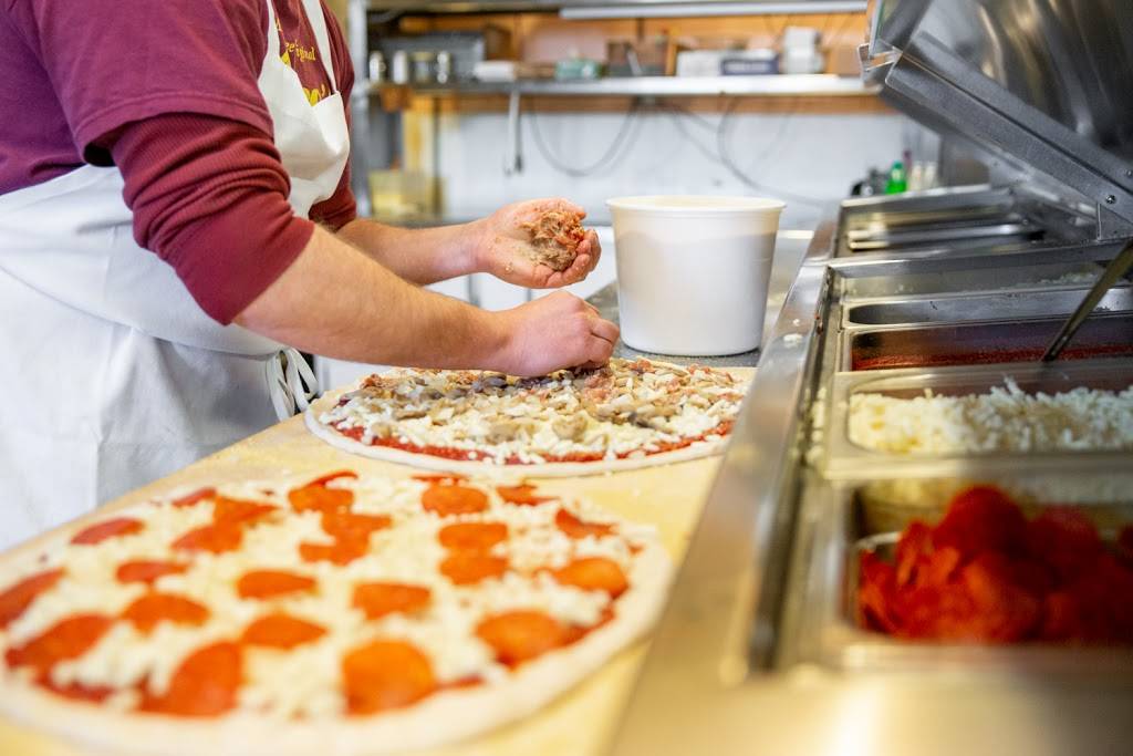 Marcos "World Famous" Pizza - Northwest | meal delivery | 8411 W Lisbon Ave, Milwaukee, WI 53222, USA | 4144611100 OR +1 414-461-1100