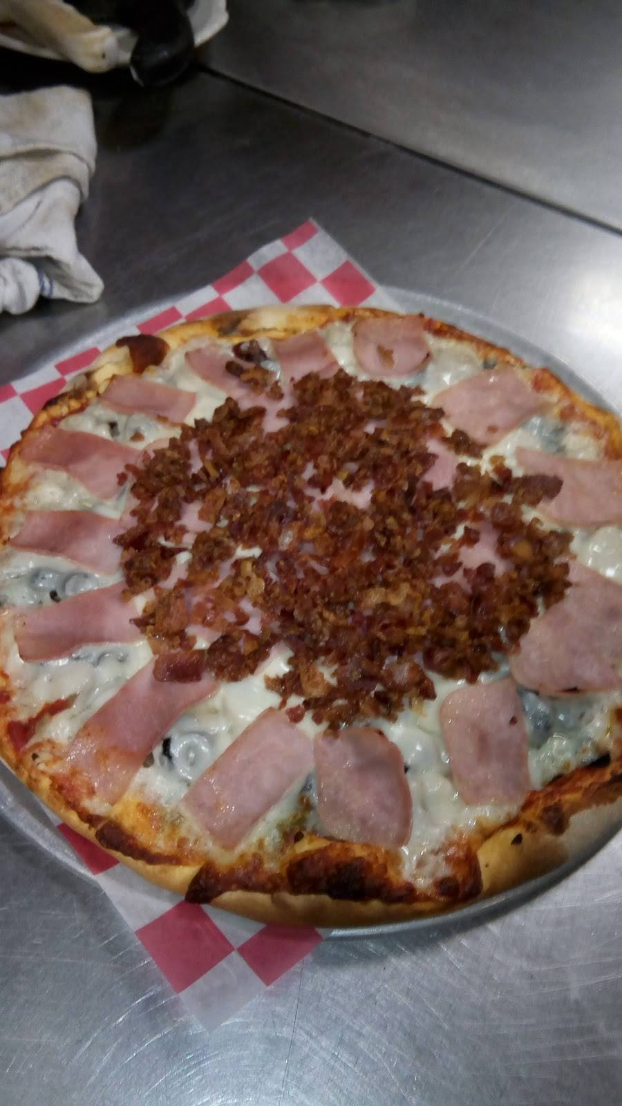 DJs Pizza & Steak House | restaurant | 805 W Main St, Woodbury, TN 37190, USA | 6155632821 OR +1 615-563-2821