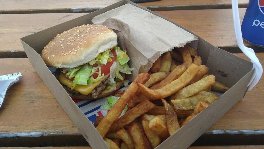 Casse-Croûte Patalou | restaurant | 237 Rue Principale, Plaisance, QC J0V 1S0, Canada | 8194275884 OR +1 819-427-5884