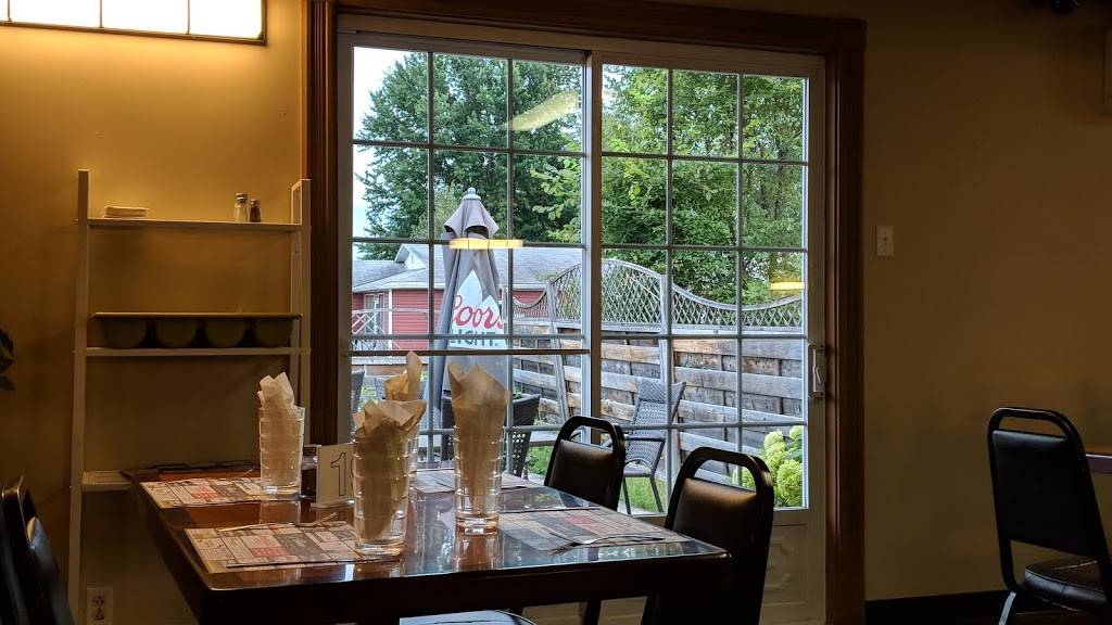 J & A Bowers Restaurant | restaurant | 261 Rue Principale, Mansfield-et-Pontefract, QC J0X 1R0, Canada | 8196833737 OR +1 819-683-3737