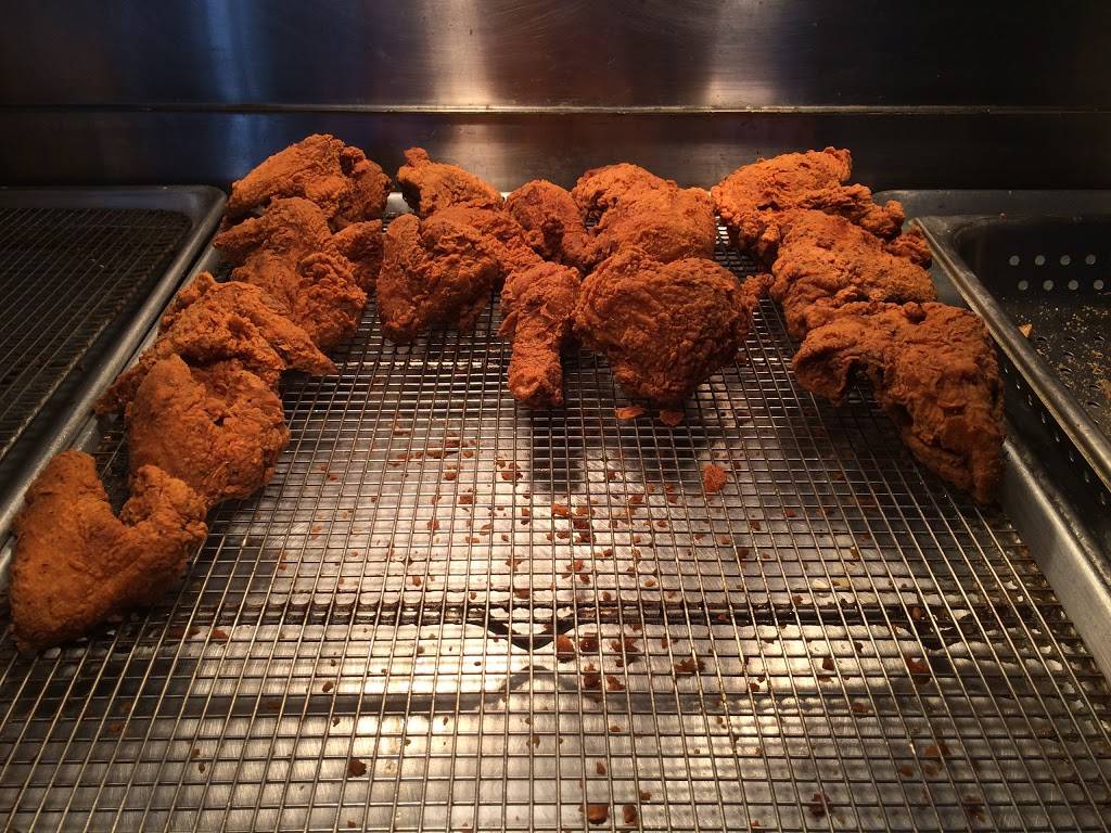Louisiana Fried Chicken | restaurant | 1367 N Fair Oaks Ave, Pasadena, CA 91103, USA | 6262969278 OR +1 626-296-9278
