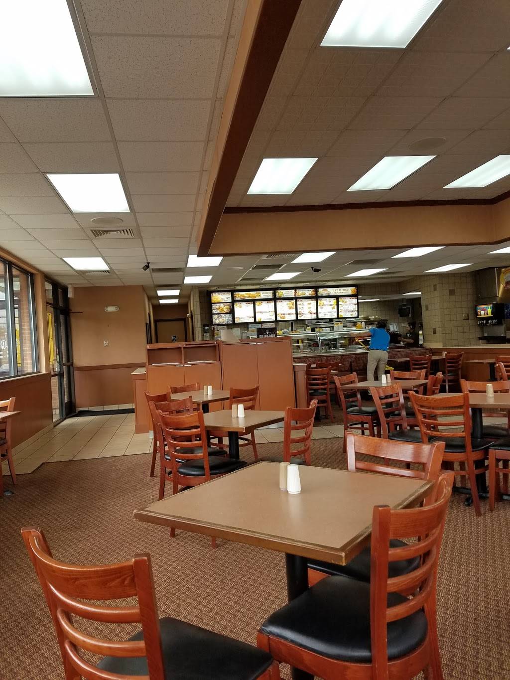 Bojangles Famous Chicken n Biscuits | restaurant | 7000 A Charlotte Pike, Nashville, TN 37209, USA | 6153563860 OR +1 615-356-3860