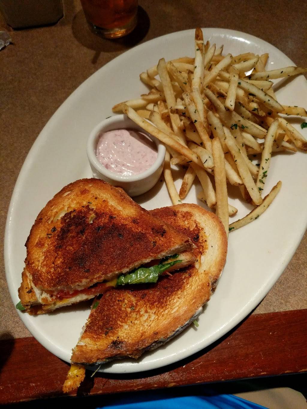 Cafe Bistro | cafe | 8702 Keystone Crossing, Indianapolis, IN 46240, USA | 3178109809 OR +1 317-810-9809