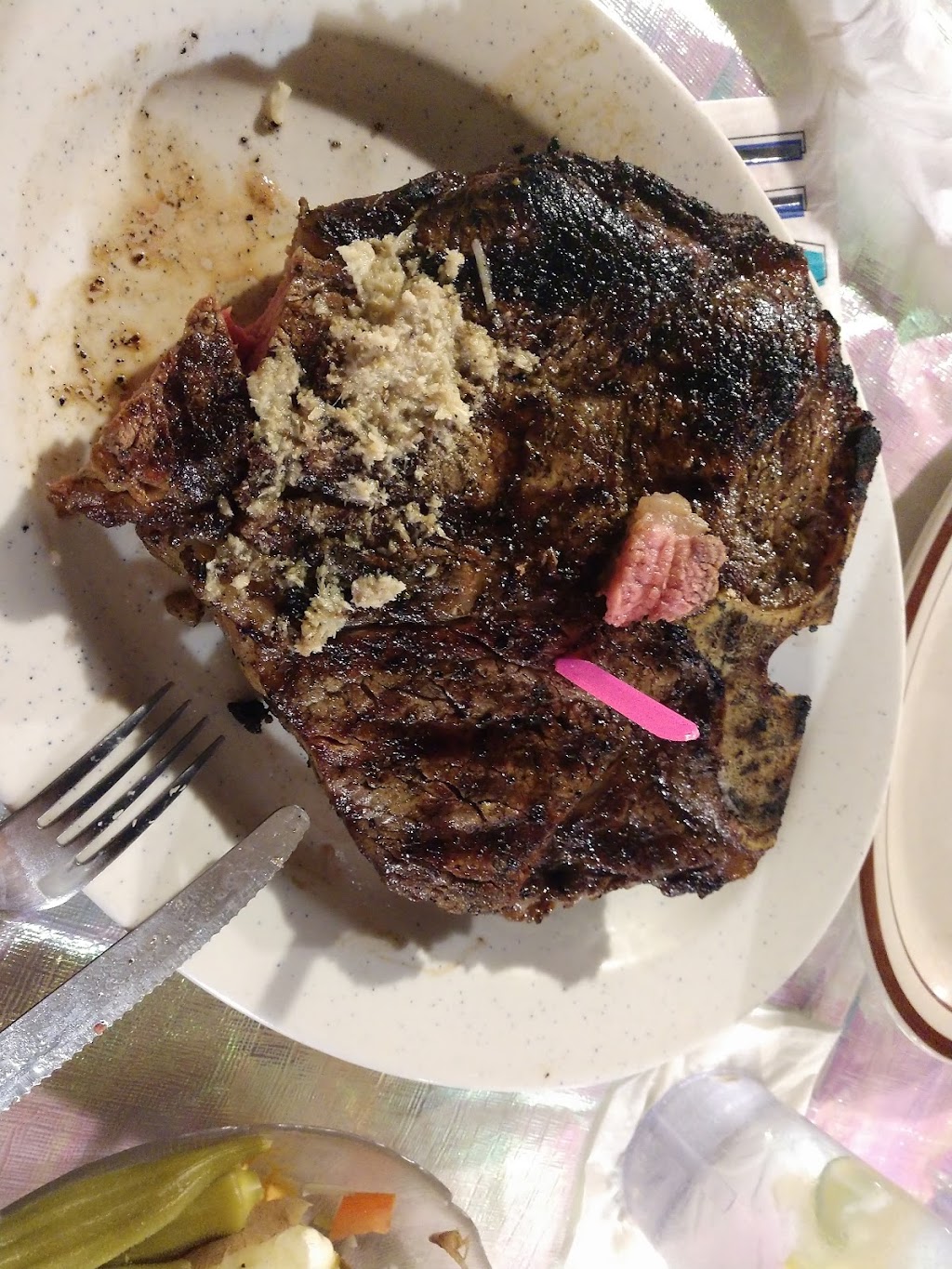 Henrys Brake Room | restaurant | 301 Kansas Ave, Drummond, OK 73735, USA | 5804932797 OR +1 580-493-2797