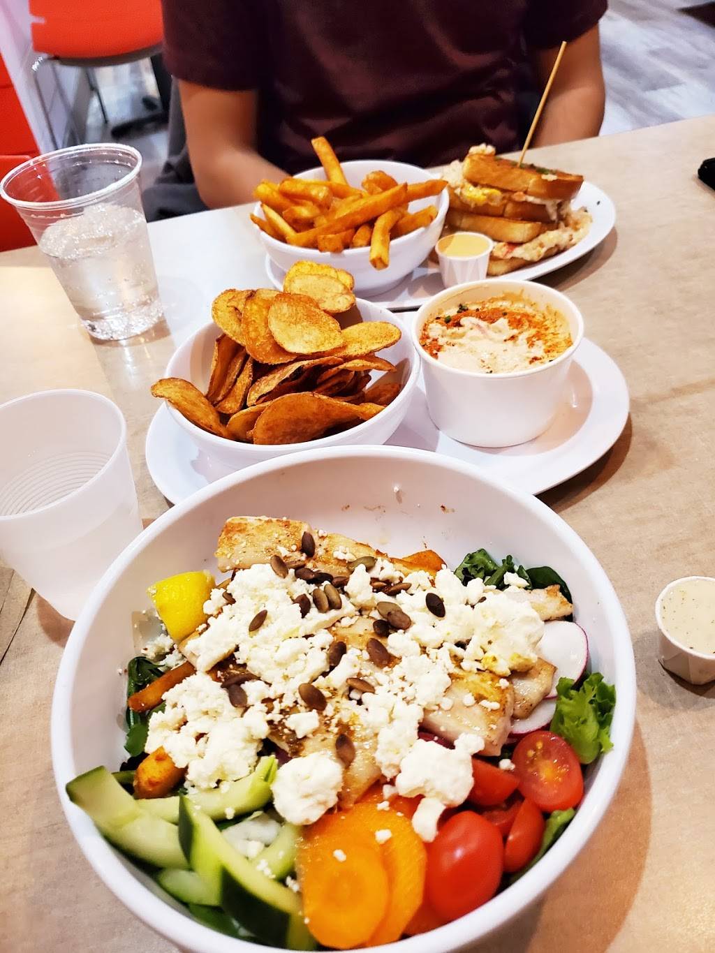 Slapfish | restaurant | 15009 Gray Rd, Noblesville, IN 46062, USA | 3172183508 OR +1 317-218-3508