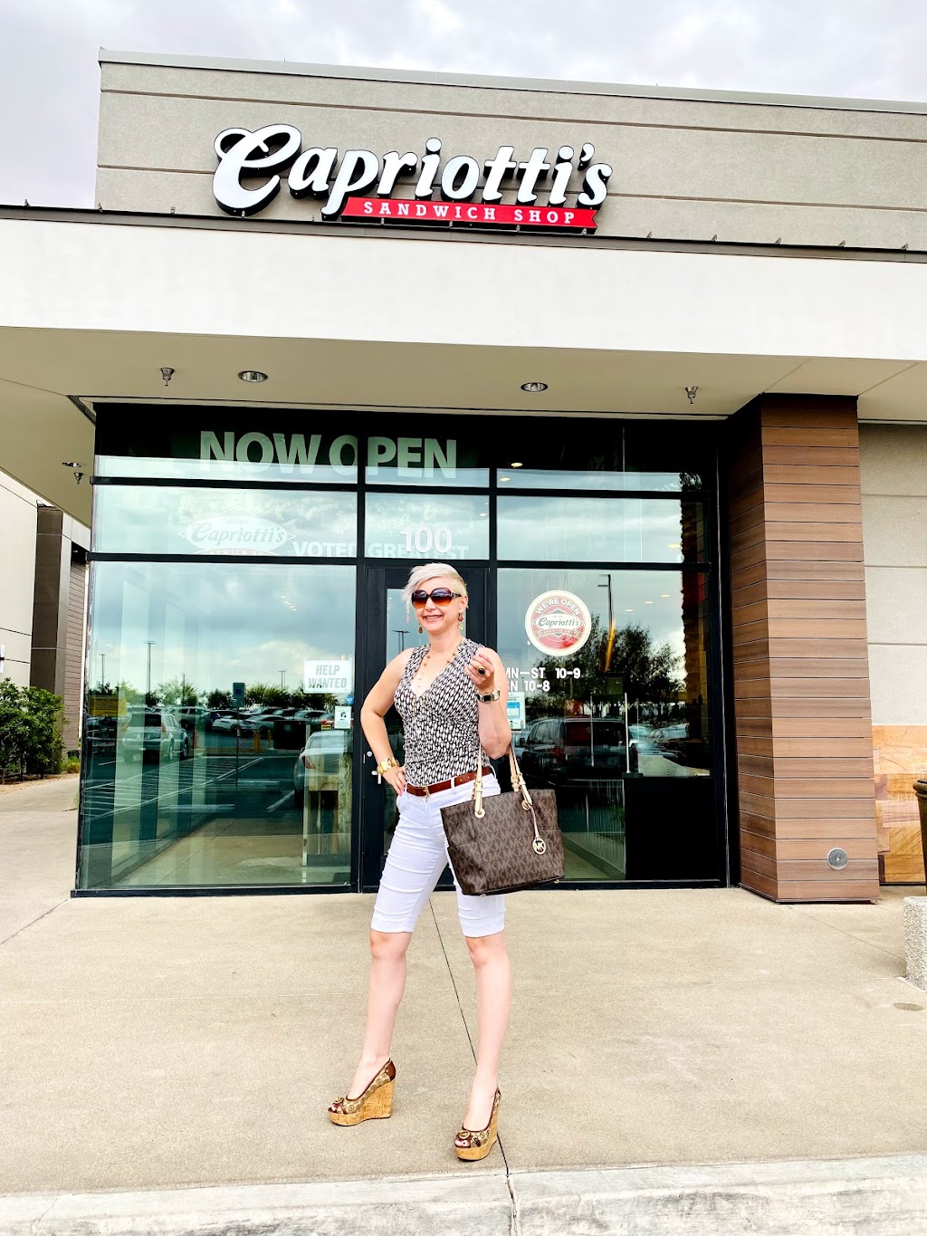 Capriottis Sandwich Shop | restaurant | 3455 St Rose Pkwy, Henderson, NV 89052, USA | 7027081102 OR +1 702-708-1102