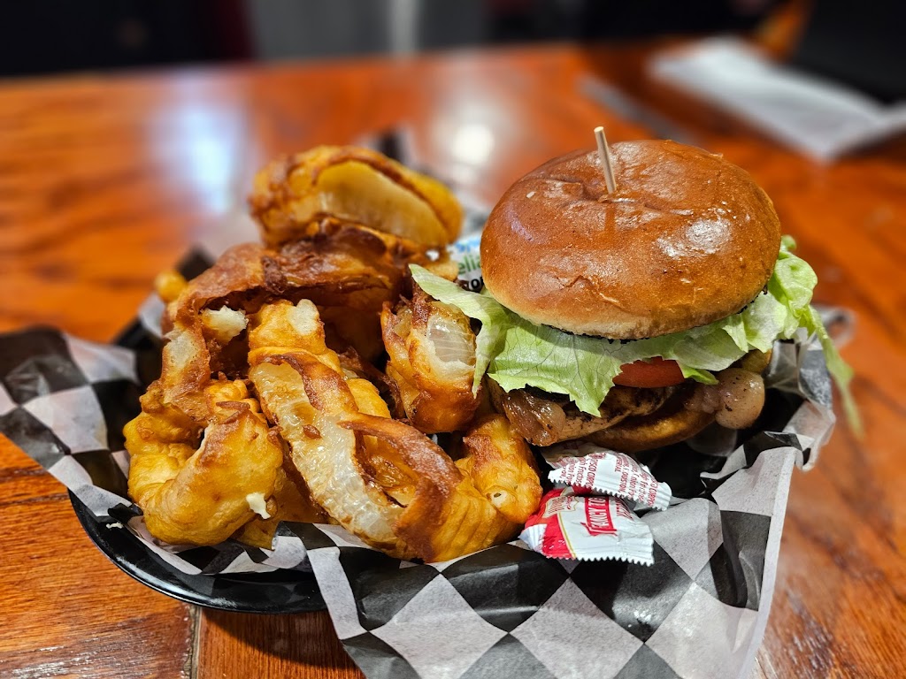 Dirty Worm Bar & Grill | restaurant | 8618 Arch St, Little Rock, AR 72206, USA | 5014135044 OR +1 501-413-5044