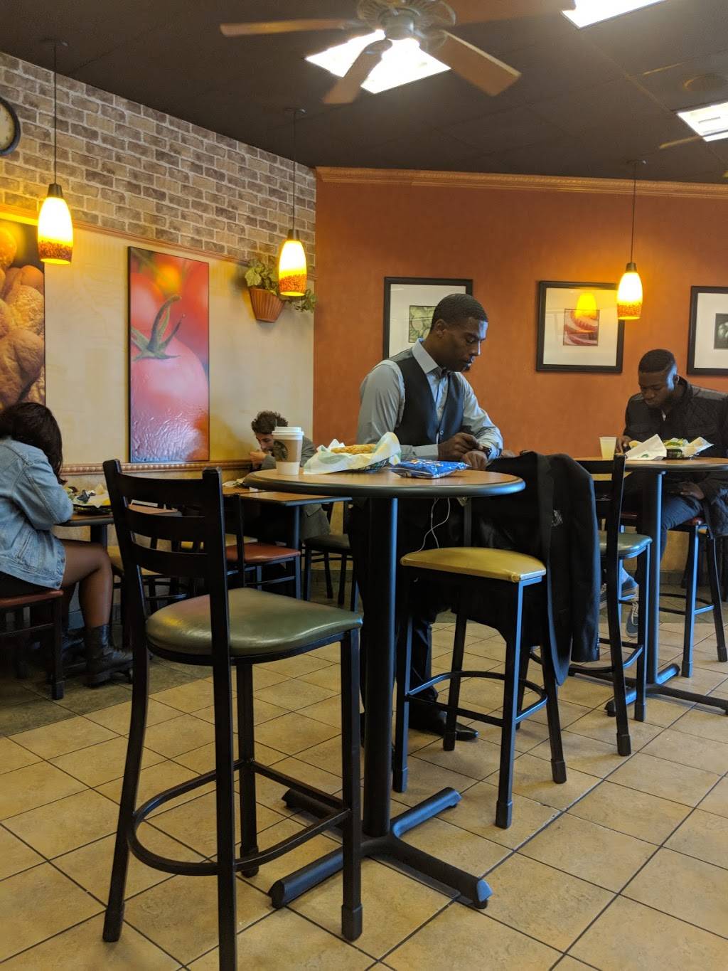 Subway Restaurants | restaurant | 7825 Beverly Blvd Suite 4, Los Angeles, CA 90036, USA | 3239370517 OR +1 323-937-0517