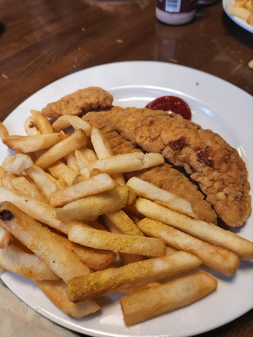 King & Union Bar Grocery | restaurant | 185 Union Ave, Memphis, TN 38103, USA | 9015238500 OR +1 901-523-8500