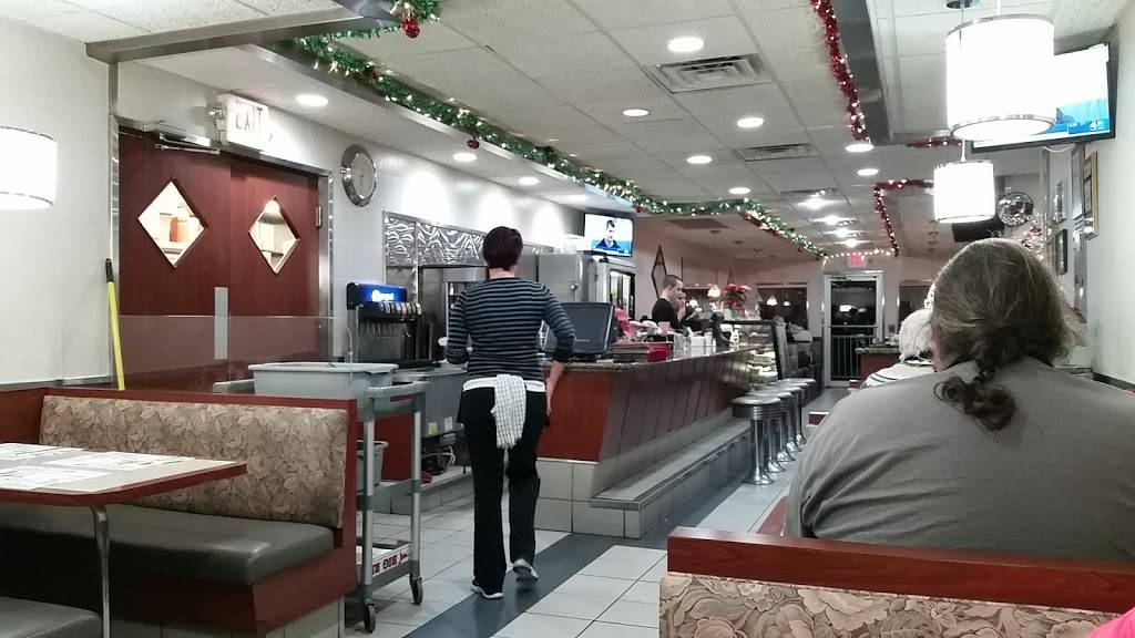 Summit West Diner | restaurant | 324 US-46, Denville, NJ 07834, USA | 9739831818 OR +1 973-983-1818