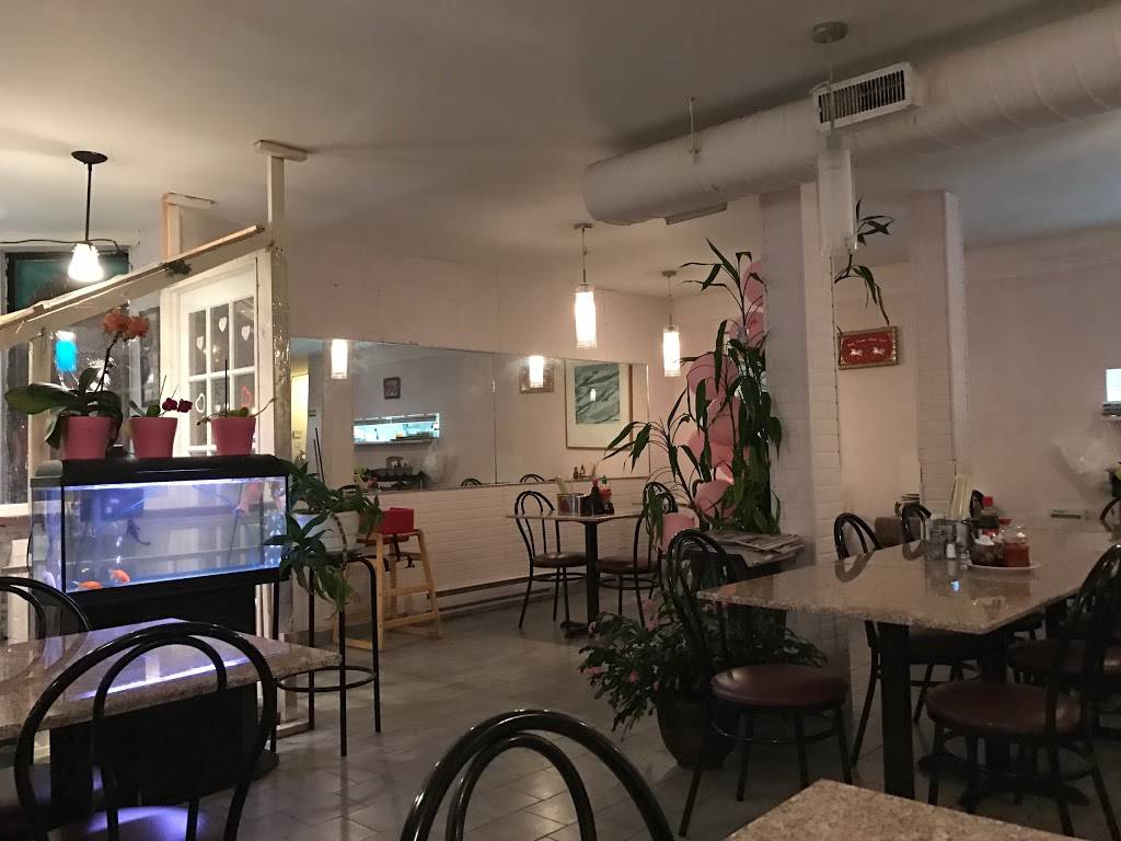 Restaurant Chez Tau Bay | restaurant | 745 Rue Jean-Talon, Montréal, QC H2R 1T9, Canada | 5142741234 OR +1 514-274-1234