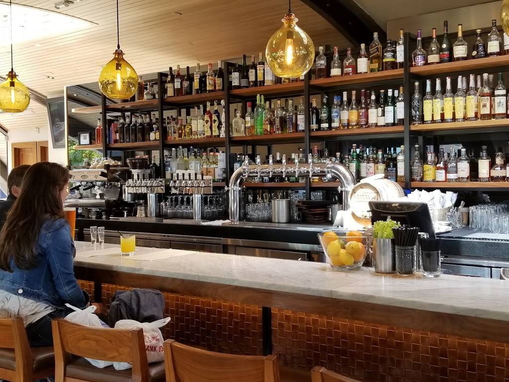 Barrel House Tavern | restaurant | 660 Bridgeway, Sausalito, CA 94965, USA | 4157299593 OR +1 415-729-9593