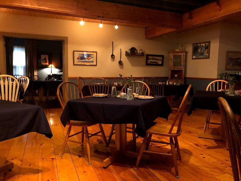 Forks At Buck Hill Inn | restaurant | 110 Gulf Dr, Mountainhome, PA 18342, USA | 5705957335 OR +1 570-595-7335
