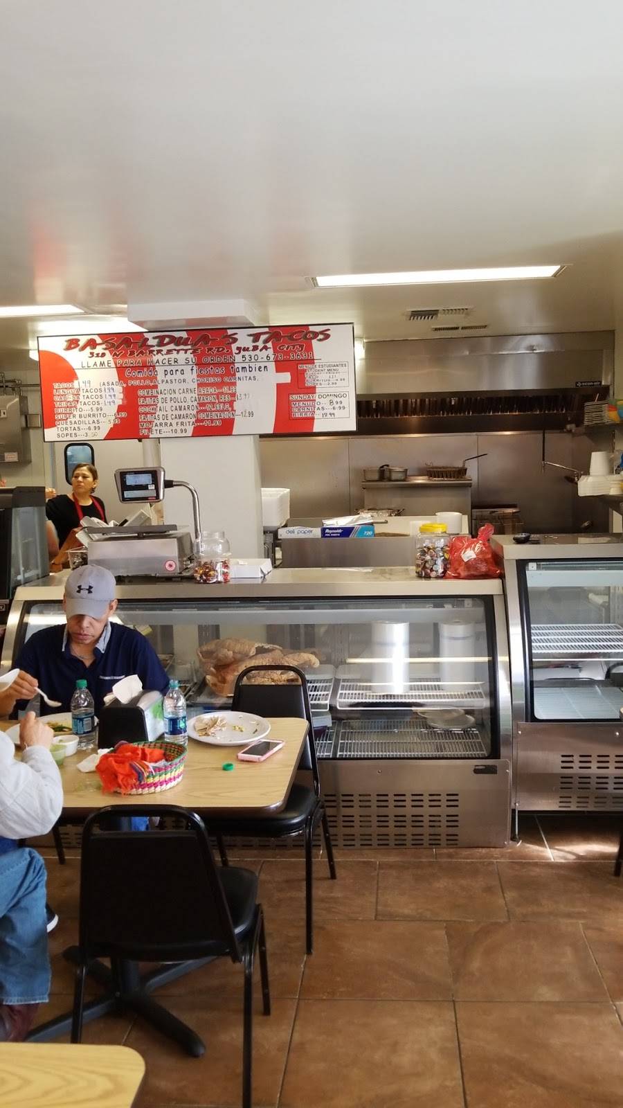 Basaldua Check Cashing | restaurant | 318 N Barrett Rd, Yuba City, CA 95991, USA | 5306737907 OR +1 530-673-7907