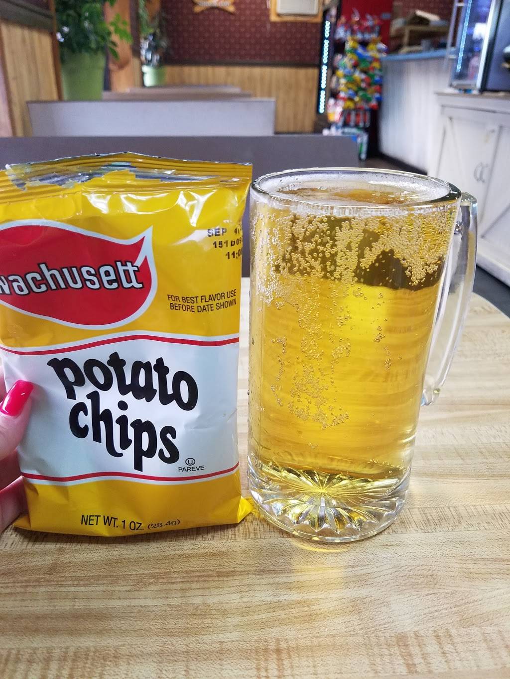 Christos Place | restaurant | 51 Central St, Winchendon, MA 01475, USA | 9782971142 OR +1 978-297-1142