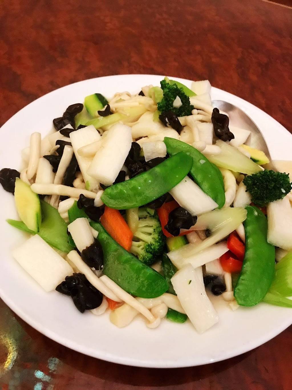 Panda Asian Fusion Restaurant | restaurant | 335 W Main St, Freehold Township, NJ 07728, USA | 7328660888 OR +1 732-866-0888