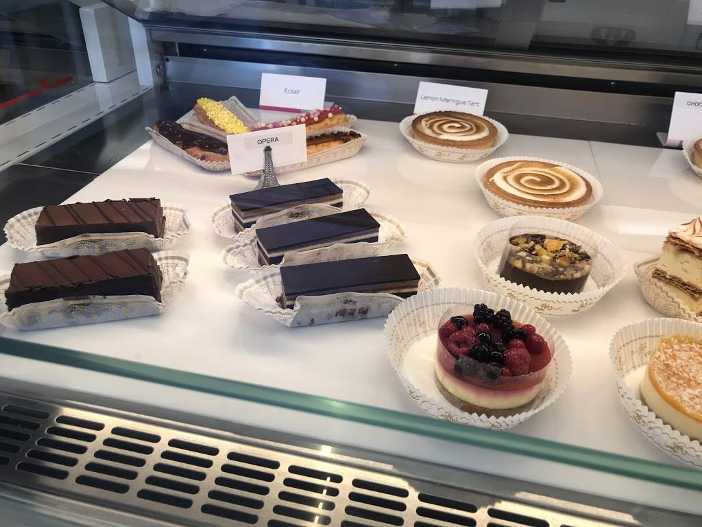 Le Macaron French Pastries | bakery | 2907 Carlsbad Blvd, Carlsbad, CA 92008, USA | 8582318216 OR +1 858-231-8216