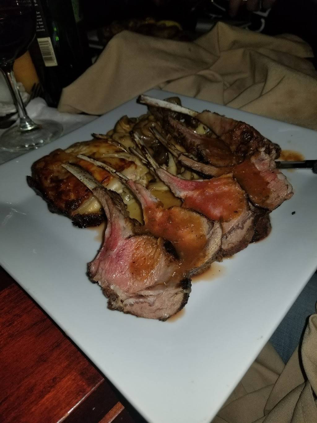 Tremonte Restaurant & Bar | restaurant | 397 Main St, Woburn, MA 01801, USA | 7819384020 OR +1 781-938-4020