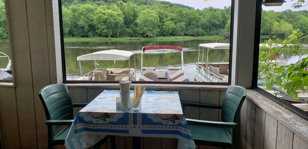Marine Landing b.o.t.m. | restaurant | 10 Elm St, Marine on St Croix, MN 55047, USA | 6514334577 OR +1 651-433-4577