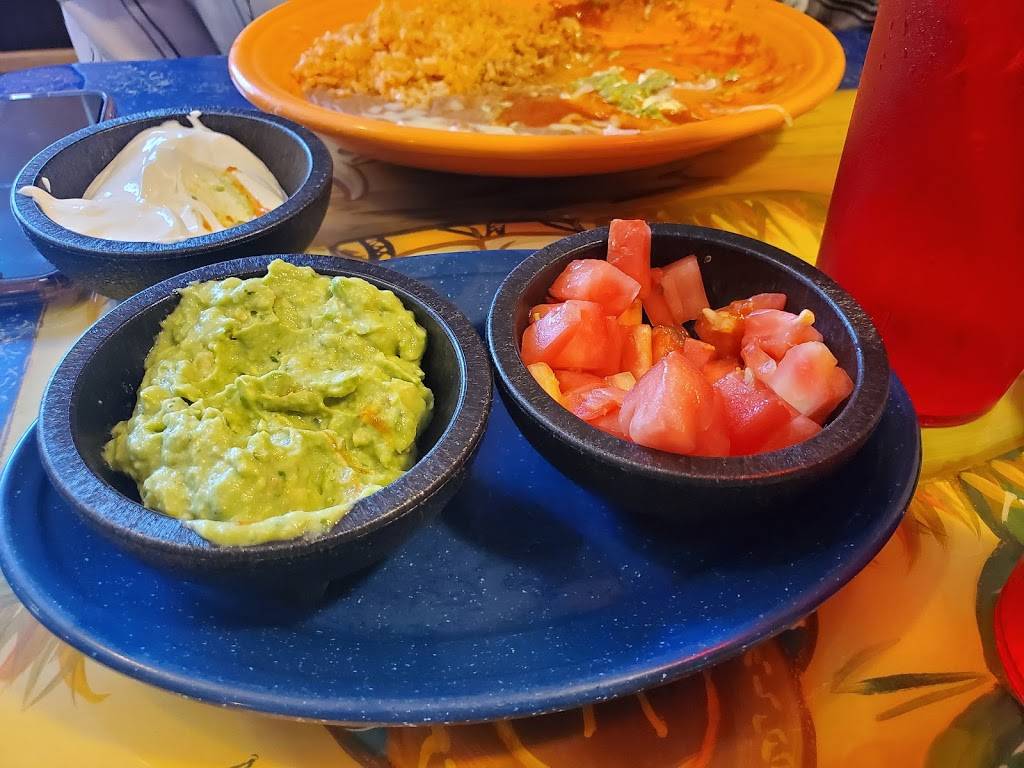 El Camino Real | restaurant | 1465 Keokuk St, Hamilton, IL 62341, USA | 2178476137 OR +1 217-847-6137